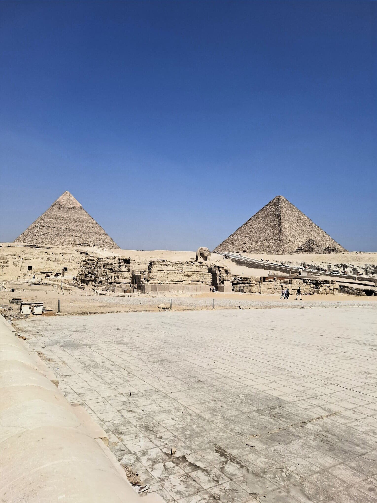 due-piradini-e-sfinge---copia.jpeg due-piradini-e-sfinge---copia.jpeg