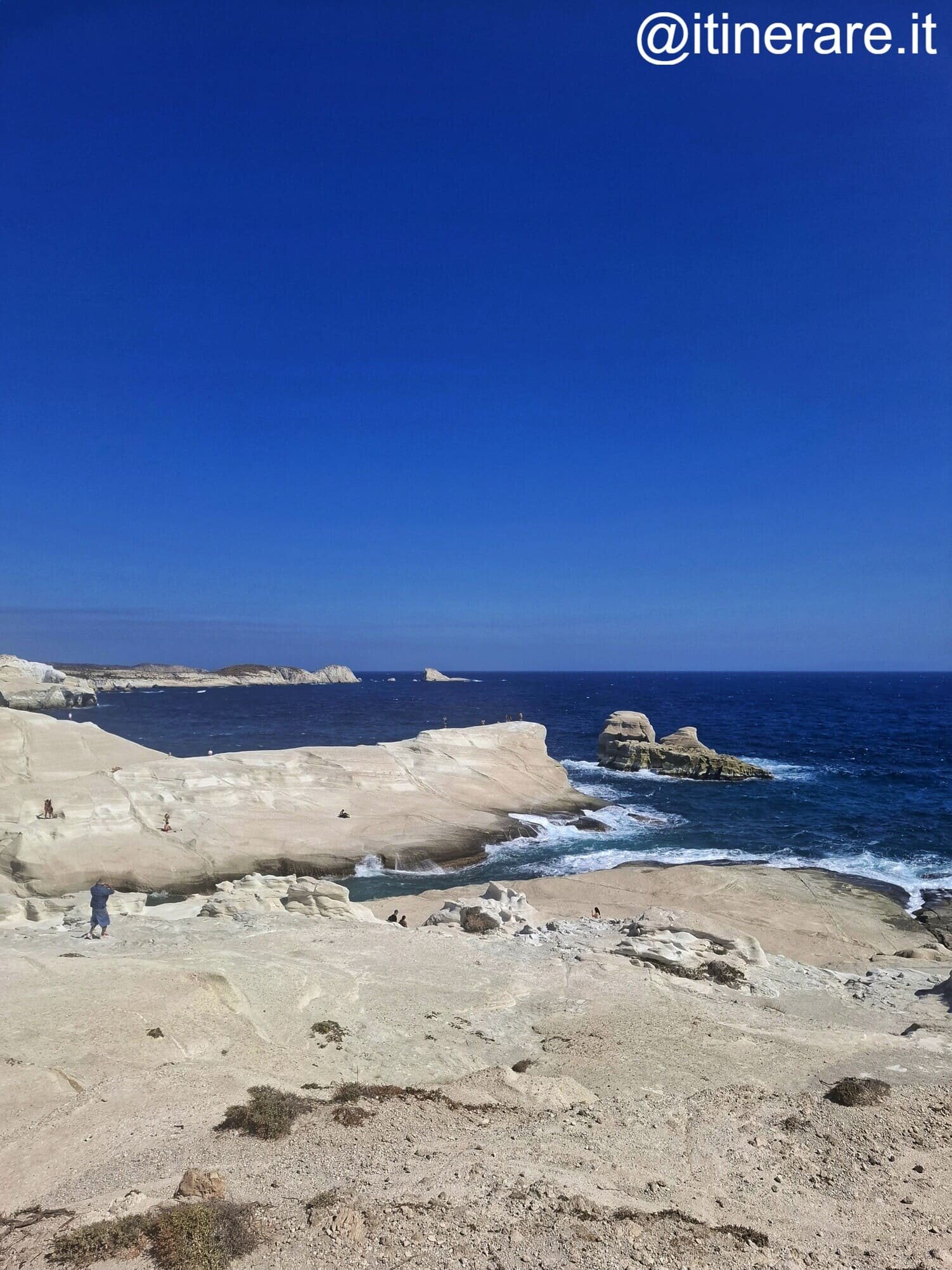 milos_mercoledì_spiaggia4_sarakiniko.jpeg milos_mercoledì_spiaggia4_sarakiniko.jpeg