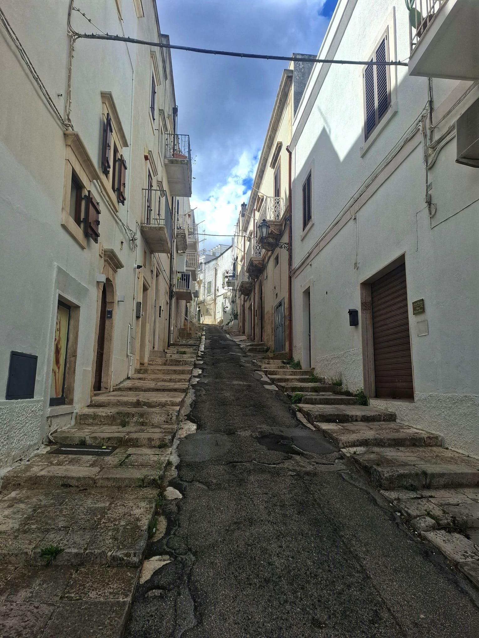 ostuni_basole_viaimbriani.jpeg