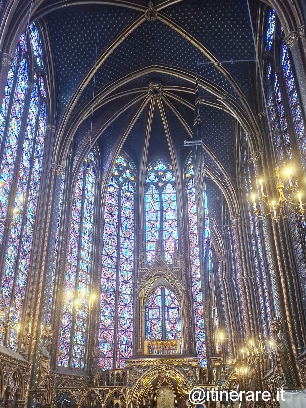 sainte-chappelle-2.jpeg