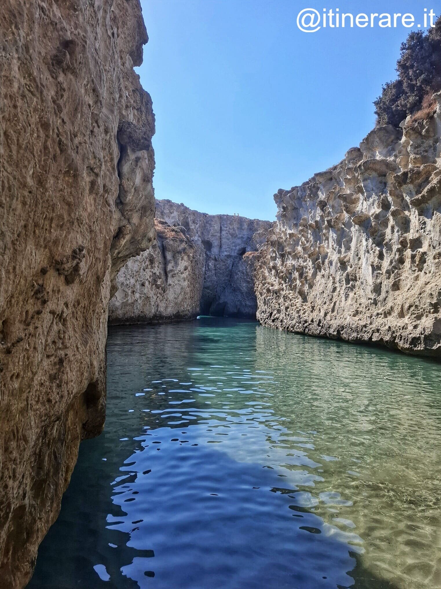 milos_venerdì_dallaspiaggia_papafragas.jpeg milos_venerdì_dallaspiaggia_papafragas.jpeg