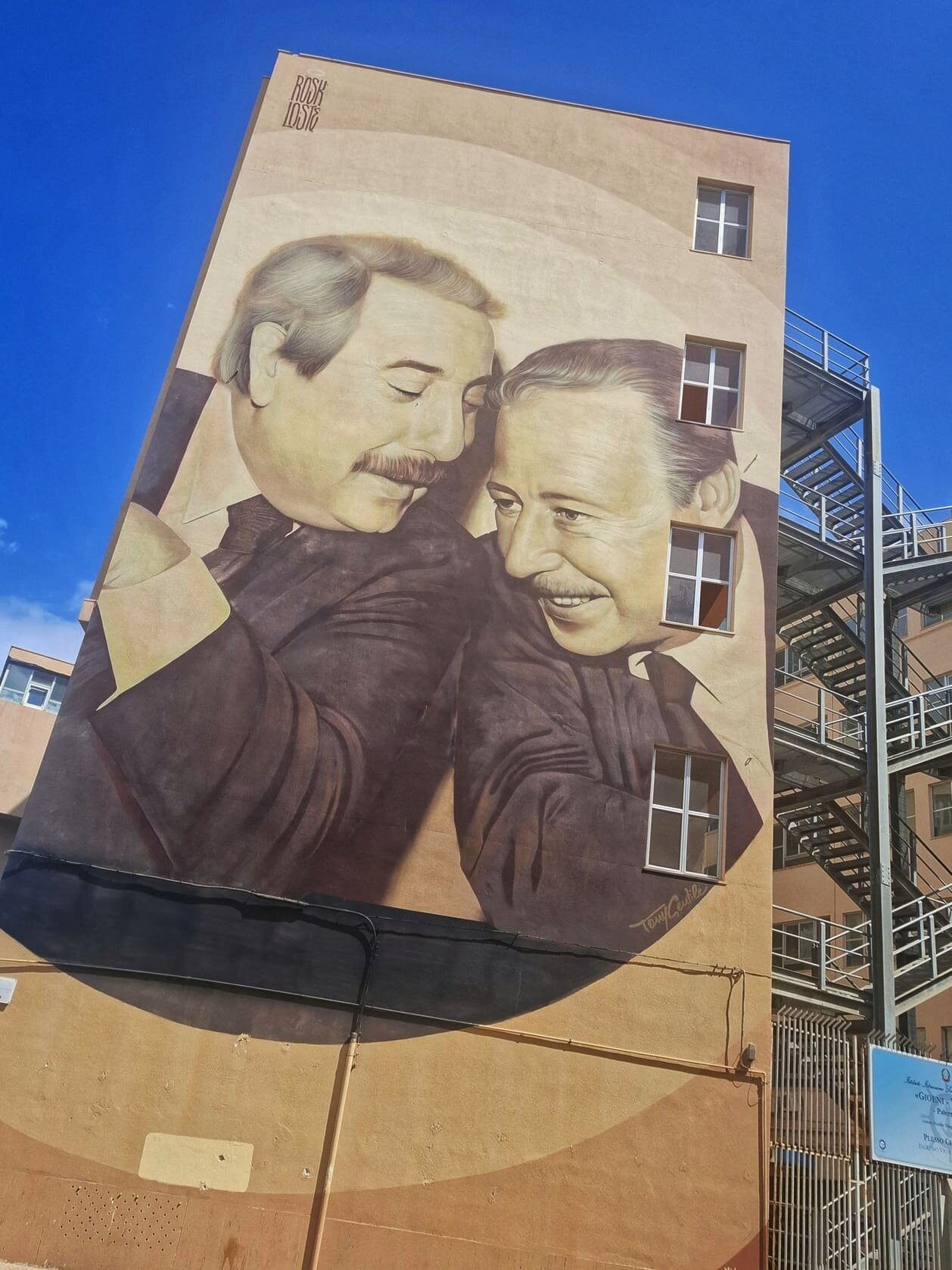 murales-falcone-e-borsellino.jpeg murales-falcone-e-borsellino.jpeg