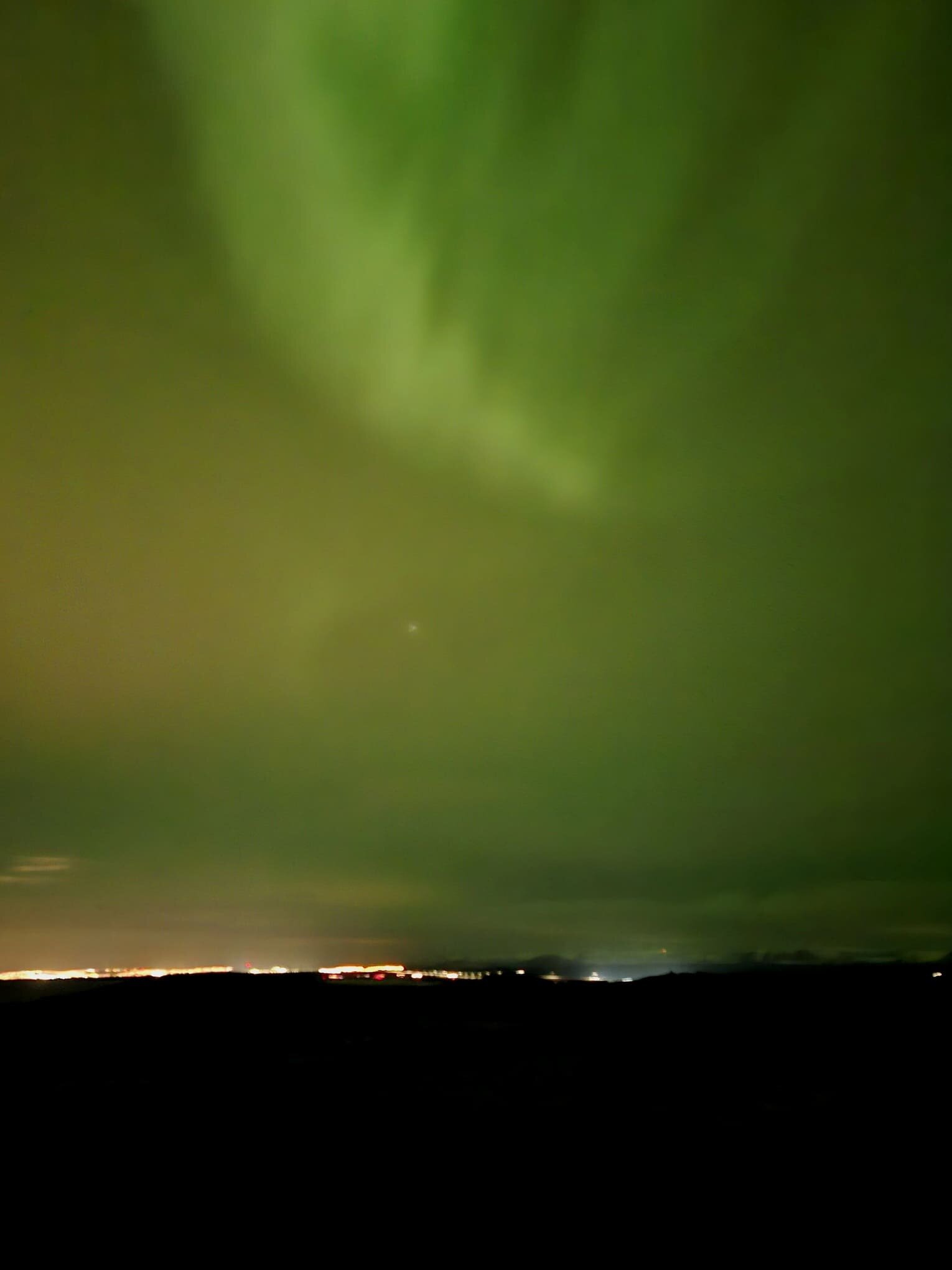 20251210_220747.jpeg 20251210_220747.jpeg