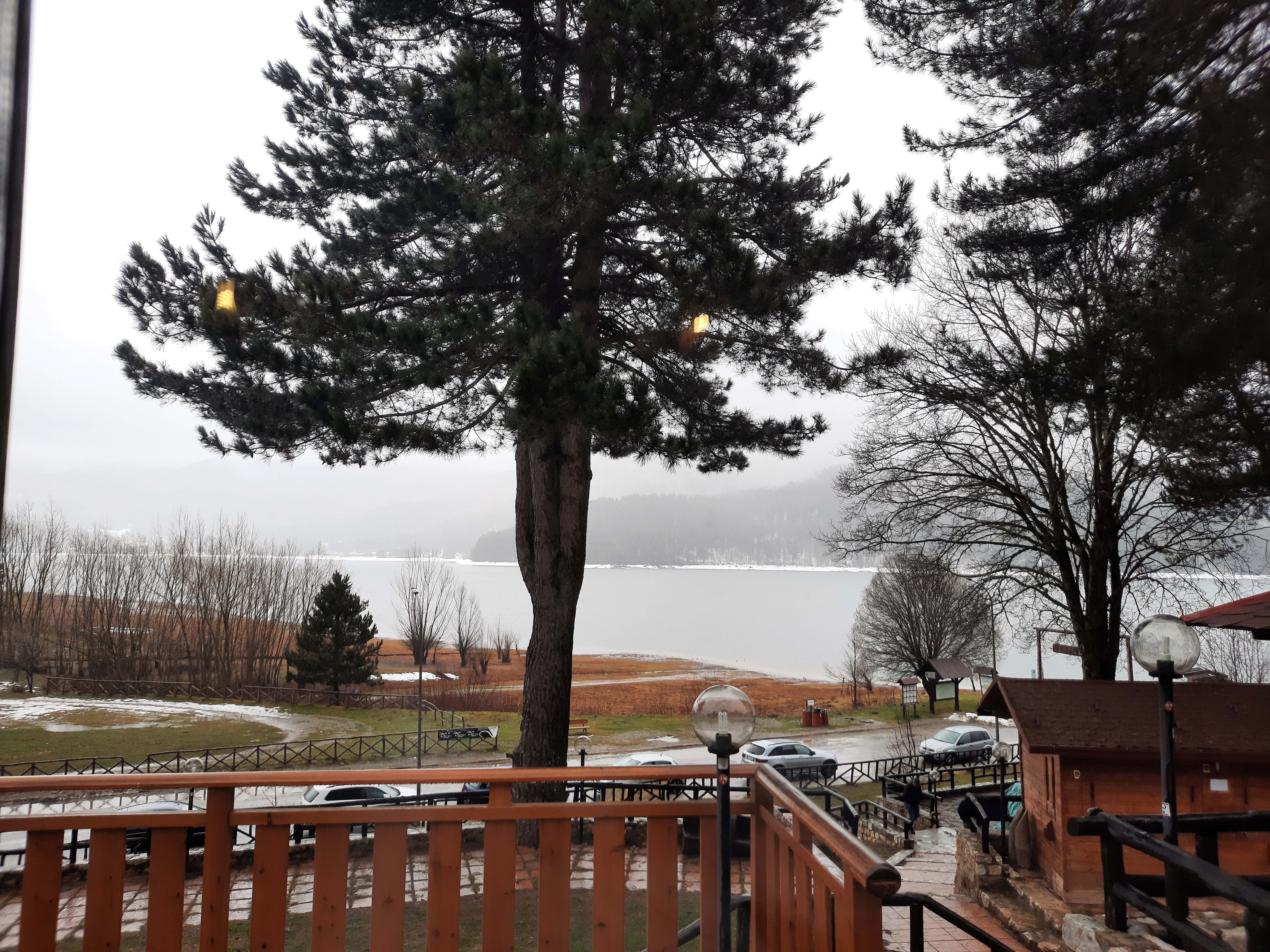 lago-arvo-dal-brillo-parlante.jpeg lago-arvo-dal-brillo-parlante.jpeg