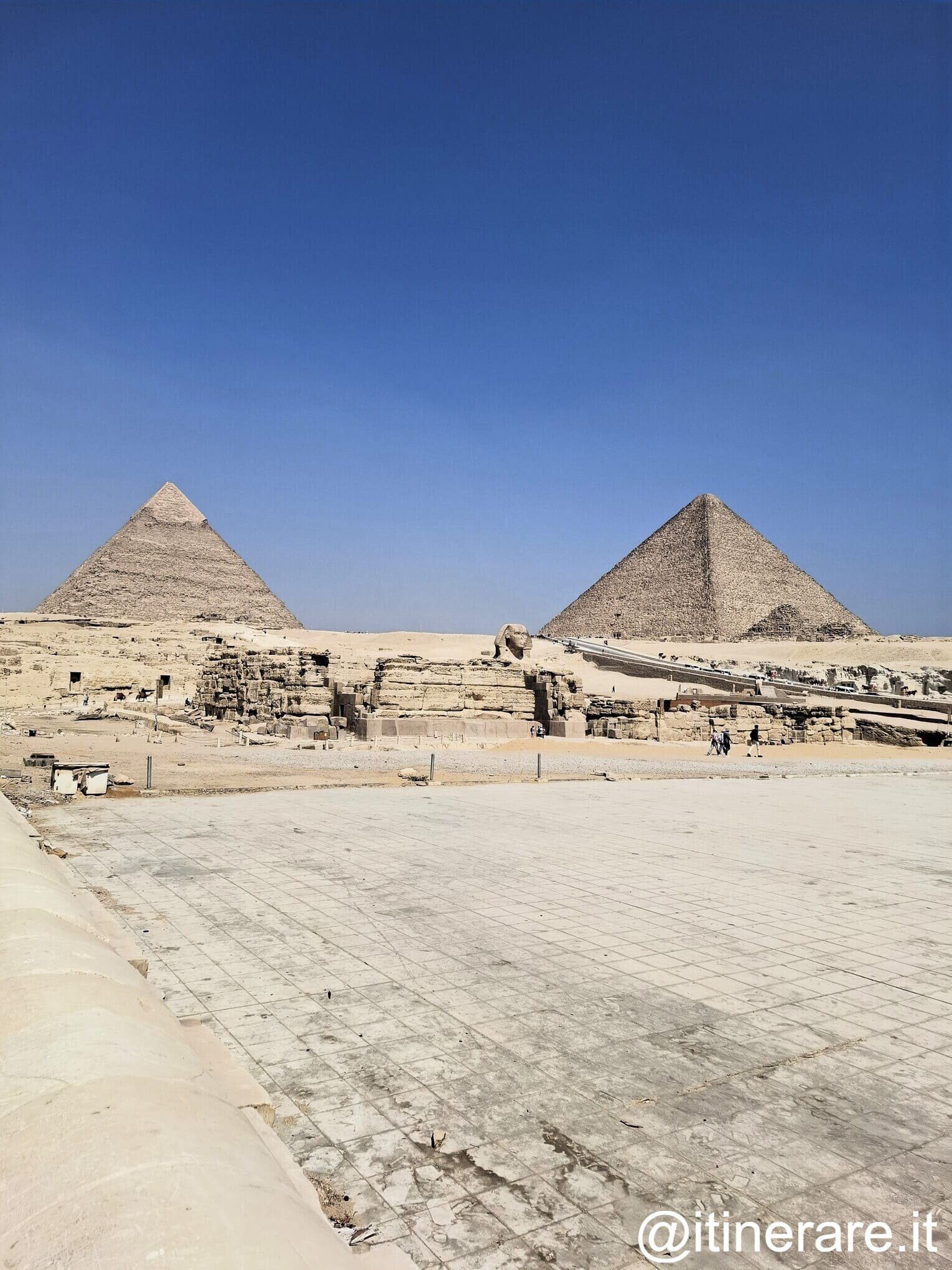 due-piradini-e-sfinge---copia.jpeg due-piradini-e-sfinge---copia.jpeg