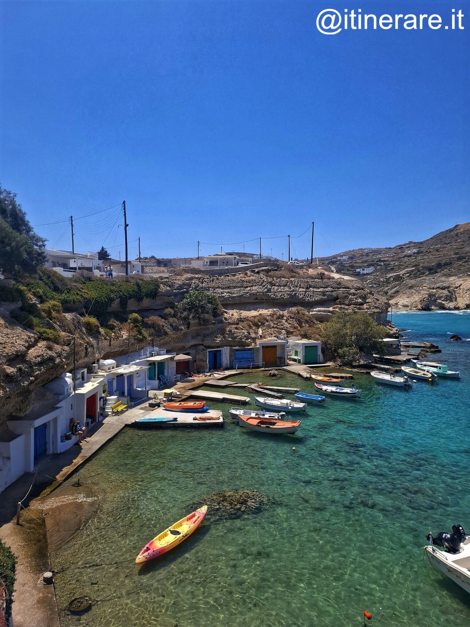 milos_mercoledì_vistasyrmata2_mandrakia.jpeg milos_mercoledì_vistasyrmata2_mandrakia.jpeg