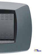 modo-placca-7-posti-grigio-metallizzato