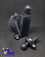 supporto-auto-per-smartphone-con-accessori