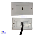 placca-da-incasso-con-viti-su-503-presa-hdmi-e-cavo