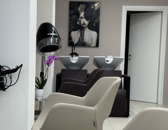 5-sensi-parrucchiere-carpi-interni-moderni-spa