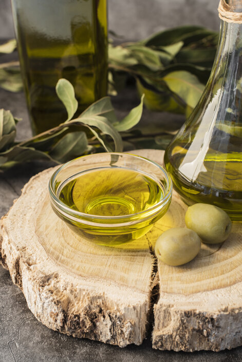 close-up-organic-olive-oil-olives.jpeg