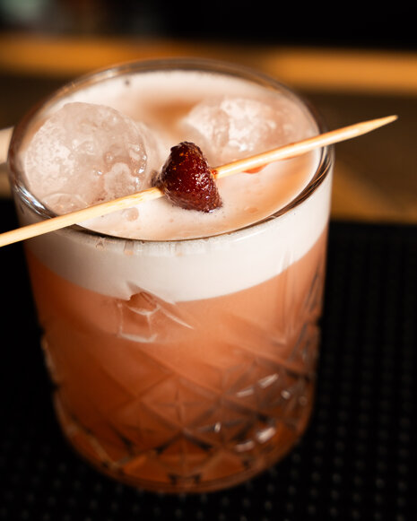 dsc03751 - bubble, abase di gin brockmans.jpeg dsc03751 - bubble, abase di gin brockmans.jpeg