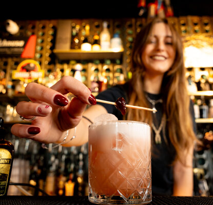 dsc03721%20-%20frangicoso,%20abbiamo%20sviluppato%20una%20dipendenza%20dal%20frangelico,%20un%20liquore%20alle%20nocciole%20e%20quindi%20abbiamo%20fatto%20un%20sour%20imbattibile.jpeg dsc03721%20-%20frangicoso,%20abbiamo%20sviluppato%20una%20dipendenza%20dal%20frangelico,%20un%20liquore%20alle%20nocciole%20e%20quindi%20abbiamo%20fatto%20un%20sour%20imbattibile.jpeg