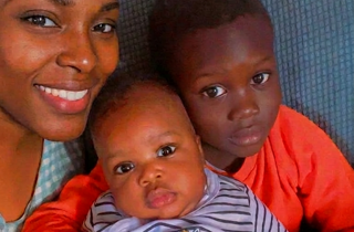 firefly_gemini%20flash_altera%20la%20fisionomia%20dei%20volti%20652513