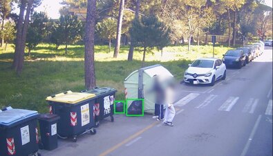 3 rifiuti a terra.jpeg 3 rifiuti a terra.jpeg