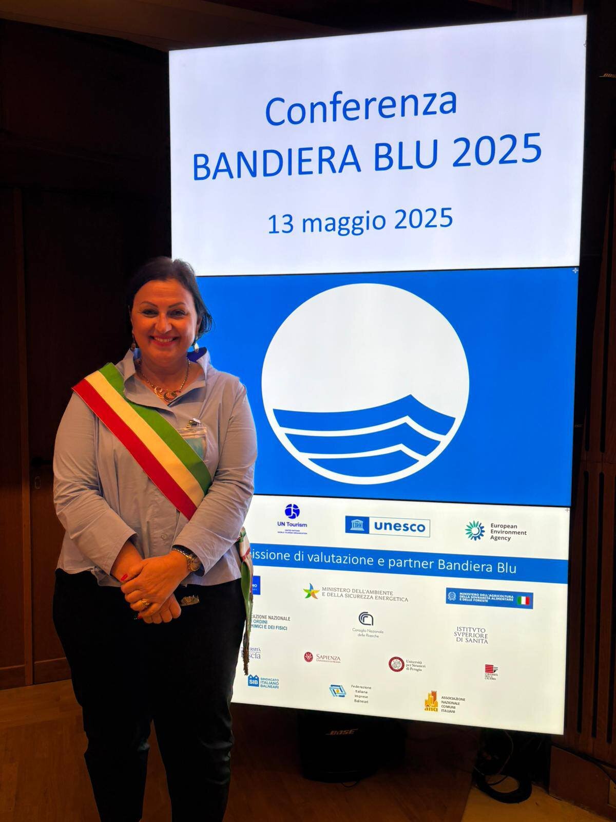 Ritirata a Roma la Bandiera blu 2025: “Incentivo a fare sempre meglio” Ritirata a Roma la Bandiera blu 2025: “Incentivo a fare sempre meglio”