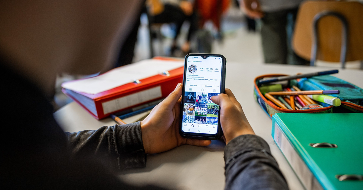 Social Media vietati ai minori di 15 anni?