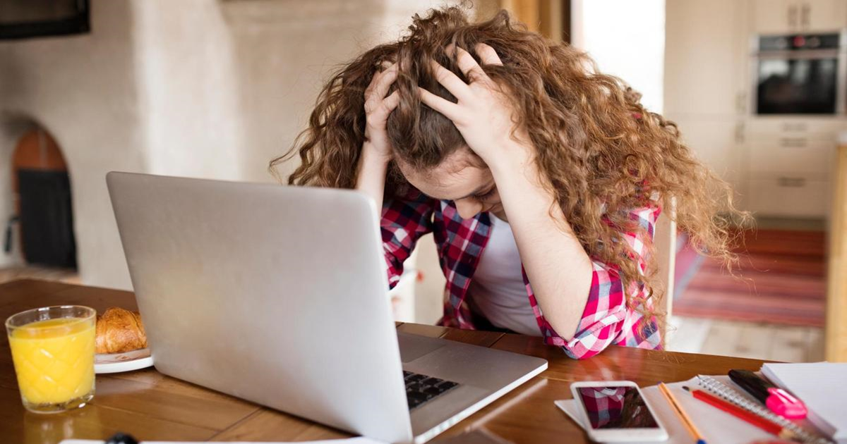 Sextortion: cos’è, come funziona e come proteggersi