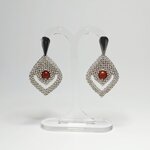 modello-venere-rosso-autunno