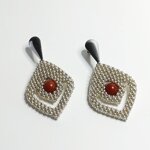 modello-venere-rosso-autunno