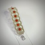 modello-venere-rosso-autunno