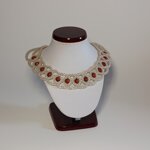 modello-venere-rosso-autunno