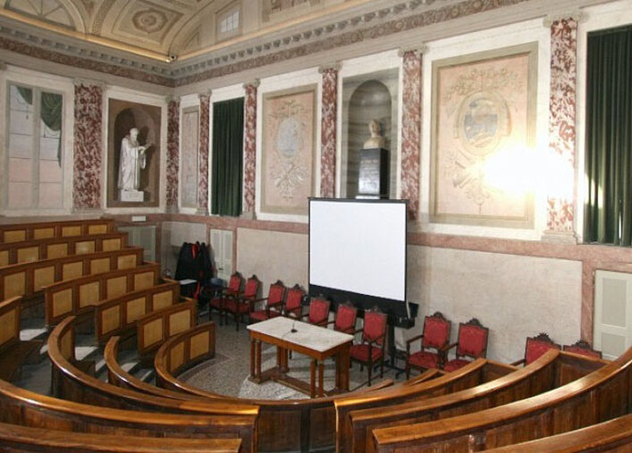 aula-volta_rettangolare.jpeg