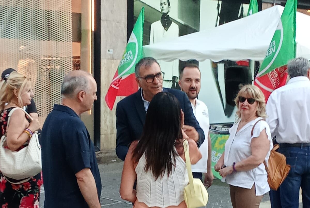 CAMPANA: «A COSENZA OLTRE 300 QUESTIONARI, LA POLITICA TORNI AD ASCOLTARE I CITTADINI»
