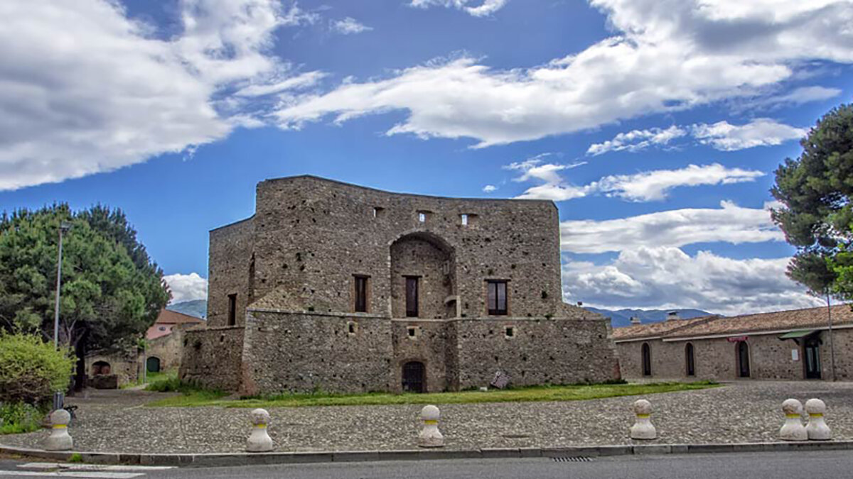 IL WWF CALABRIA CITRA PORTA IL CINEMA SOTTO LE STELLE A CO-RO IL WWF CALABRIA CITRA PORTA IL CINEMA SOTTO LE STELLE A CO-RO