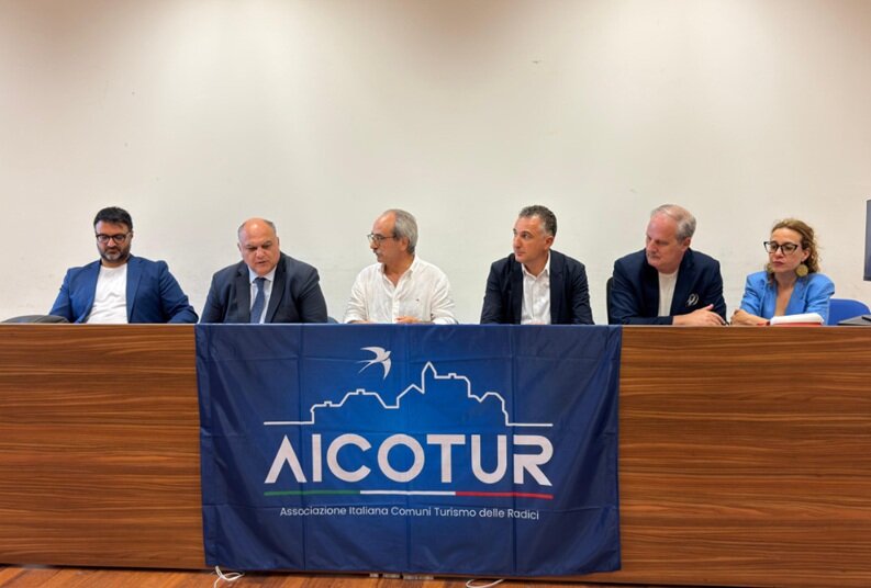 CALABRIA, SARANNO NOMINATI GLI AMBASCIATORI DELLE RADICI