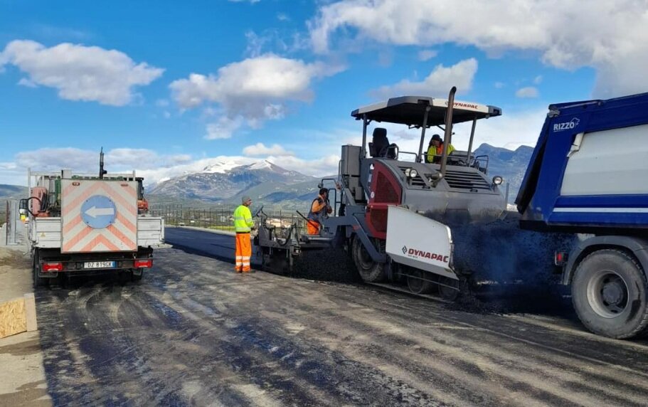 RIAPRE LA PROVINCIALE LAUROPOLI-SIBARI: TRAFFICO CONSENTITO DA MARTEDÌ CON SENSO UNICO ALTERNATO RIAPRE LA PROVINCIALE LAUROPOLI-SIBARI: TRAFFICO CONSENTITO DA MARTEDÌ CON SENSO UNICO ALTERNATO