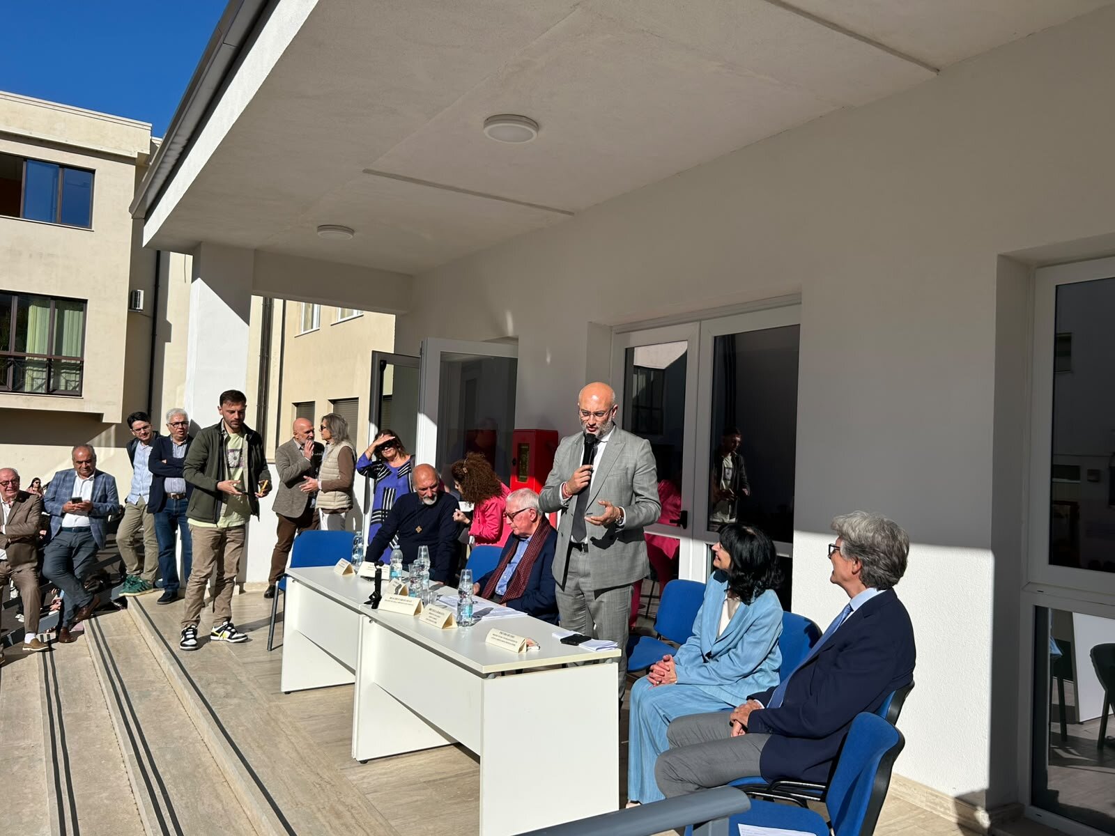 Liceo Classico “Gioacchino da Fiore” di Rende, conclusi i lavori di adeguamento sismico ed efficientamento energetico del Corpo B Faragalli: «restituiti alla comunità scolastica spazi riqualificati e più sicuri»