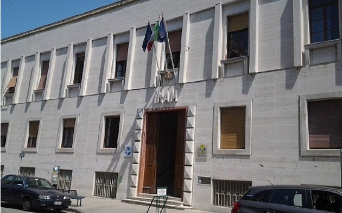 MINACCE E PREVARICAZIONI: PERSONALE ASP ABBANDONA GLI UFFICI