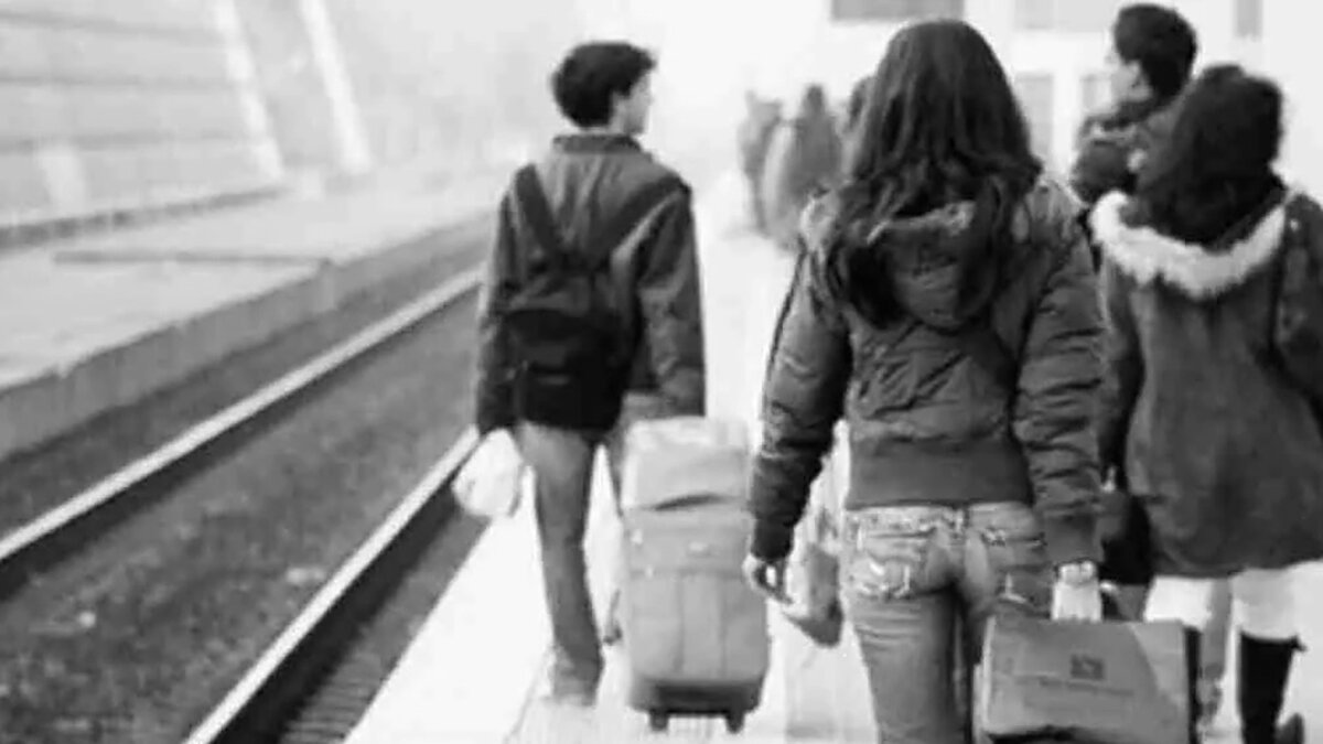 LA REGIONE INVESTE CONTRO LO SPOPOLAMENTO CON “REDDITO DI MERITO” E “LAVORO GIOVANI CALABRIA” LA REGIONE INVESTE CONTRO LO SPOPOLAMENTO CON “REDDITO DI MERITO” E “LAVORO GIOVANI CALABRIA”