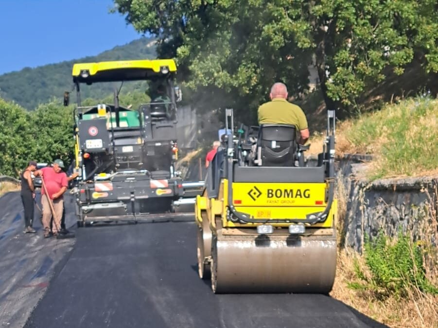 RIPRESI I LAVORI DI BITUMAZIONE SULLA SP 263 NEL TRATTO LUNGRO–ACQUAFORMOSA