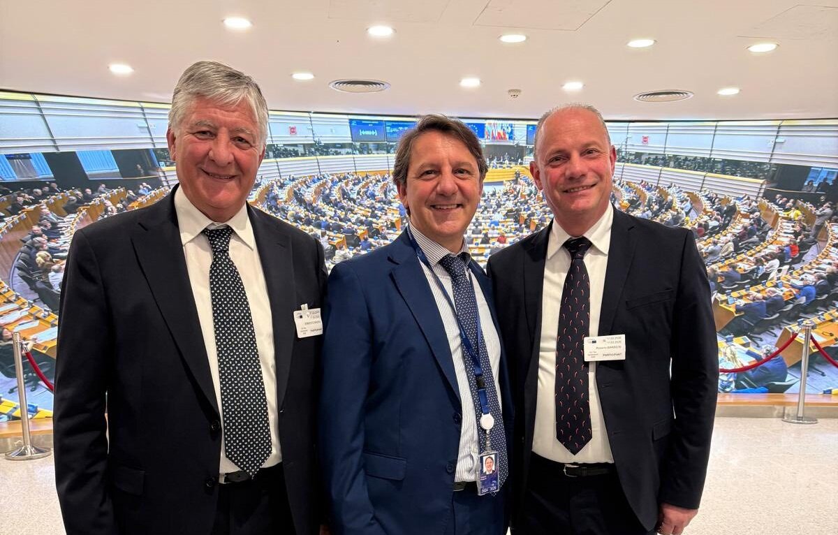 SAN DEMETRIO CORONE PROTAGONISTA AL PARLAMENTO EUROPEO: FOCUS SU SVILUPPO E AREE INTERNE SAN DEMETRIO CORONE PROTAGONISTA AL PARLAMENTO EUROPEO: FOCUS SU SVILUPPO E AREE INTERNE