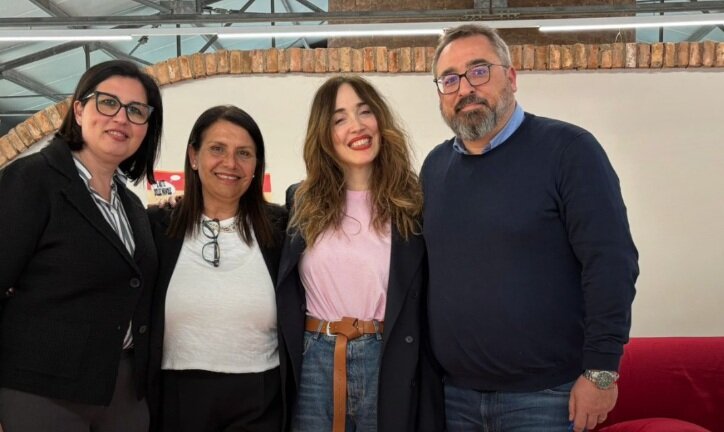 PAROLE CHE METTONO RADICI: A TREBISACCE INCANTA CHIARA FRANCINI E PRENDE IL VIA “NUVOLE D’INCHIOSTRO”