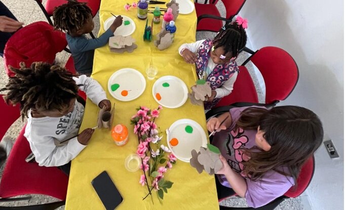 A CARIATI I LABORATORI DI PRIMAVERA PROMUOVONO CREATIVITÀ E INCLUSIONE