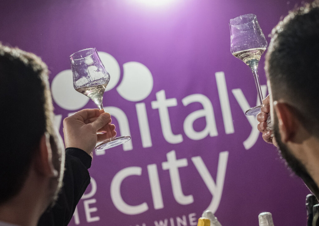 SIBARI SI PREPARA AL GRANDE RITORNO DEL VINITALY AND THE CITY: TRE GIORNI DI VINO E RILANCIO PER LA SIBARITIDE