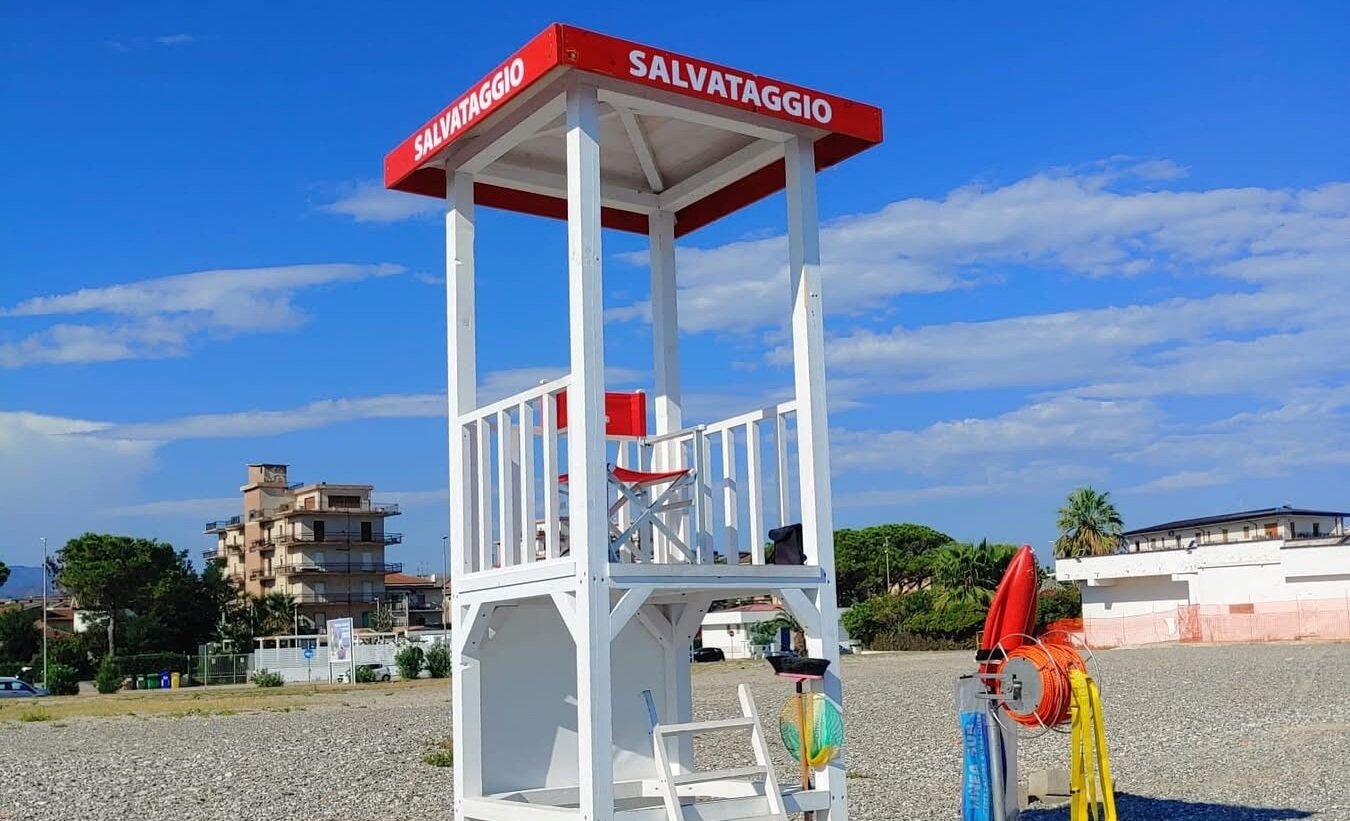 A CO-RO SPIAGGE LIBERE PI&Ugrave; SICURE E INCLUSIVE: IL COMUNE POTENZIA I SERVIZI SUL LITORALE