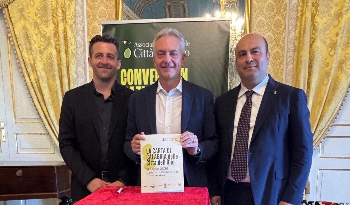 NASCE LA CARTA DI CALABRIA: DA CO-RO IL PATTO NAZIONALE PER IL FUTURO DELL'OLIVICOLTURA ITALIANA