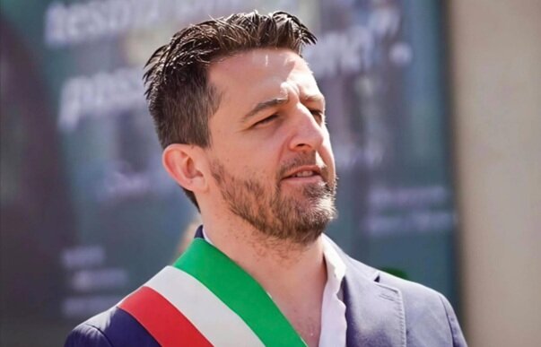 STASI ATTACCA LA REGIONE: SCARICA SUI CALABRESI I COSTI DEL BUSINESS DEI RIFIUTI