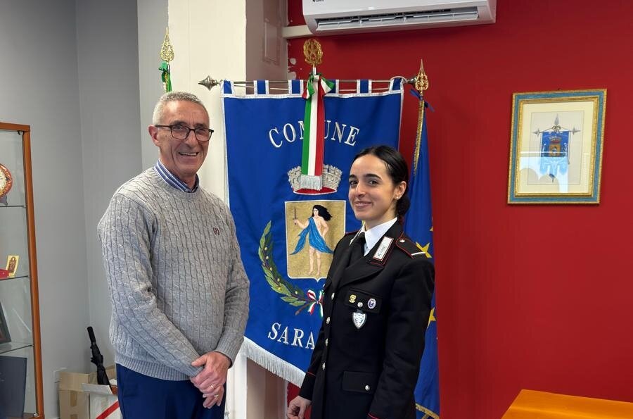 SARACENA ACCOGLIE IL MARESCIALLO MARINA PIA URSO, NUOVO COMANDANTE DELLA STAZIONE CARABINIERI FORESTALI PARCO