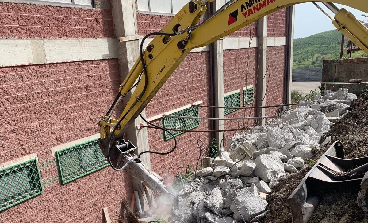 CASSANO, NEI PROSSIMI GIORNI LA RIAPERTURA DELLA PALESTRA DEI LICEI