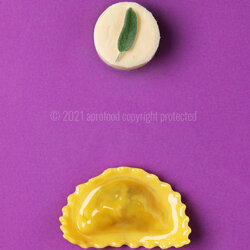 oe-21-019_raviolo_burro_e_salvia