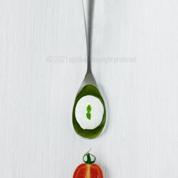 oe-21-018_pomodoro_e_mozzarella