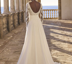 2720_ivory_0138.jpeg 2720_ivory_0138.jpeg