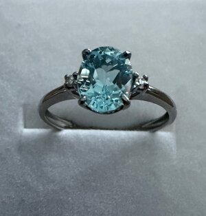 anello-in-oro-bianco-con-acqua-marina