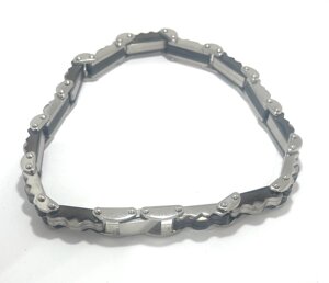 bracciale-in-acciaio-modello-carroarmato