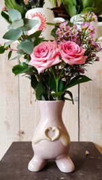 vasetto-porta-fiori-rosa